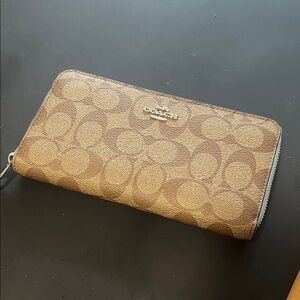 Coach Tan and Brown Signature Wallet